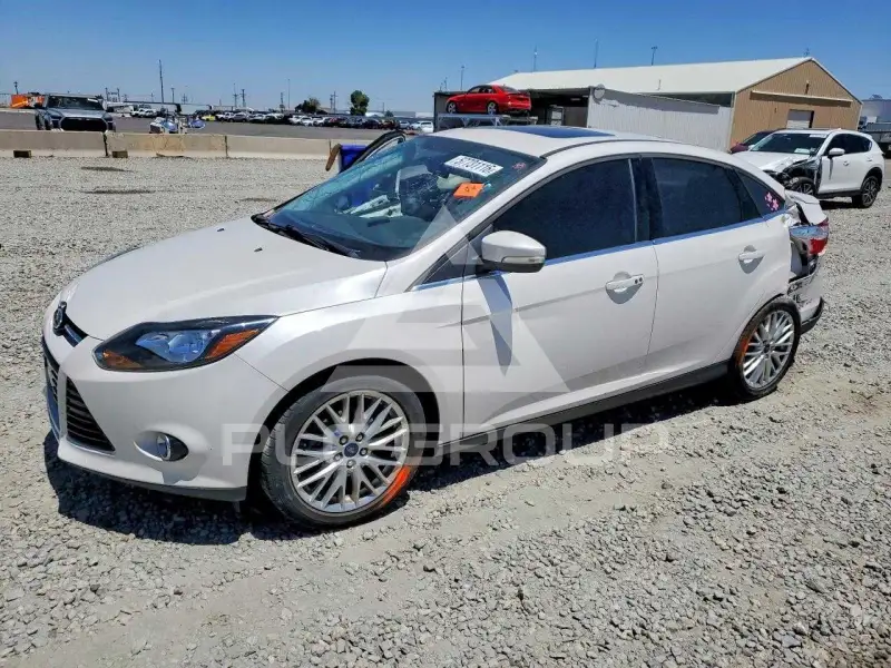 2013 Ford FOCUS фото