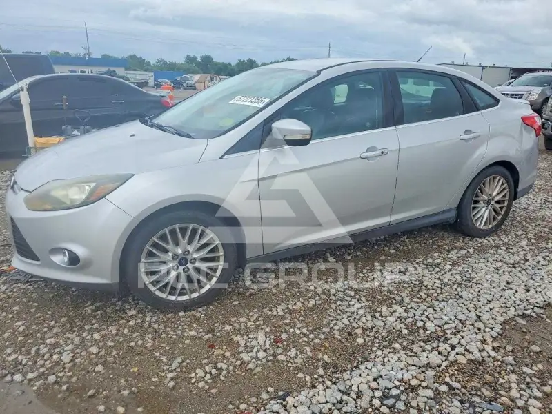 2013 Ford FOCUS фото