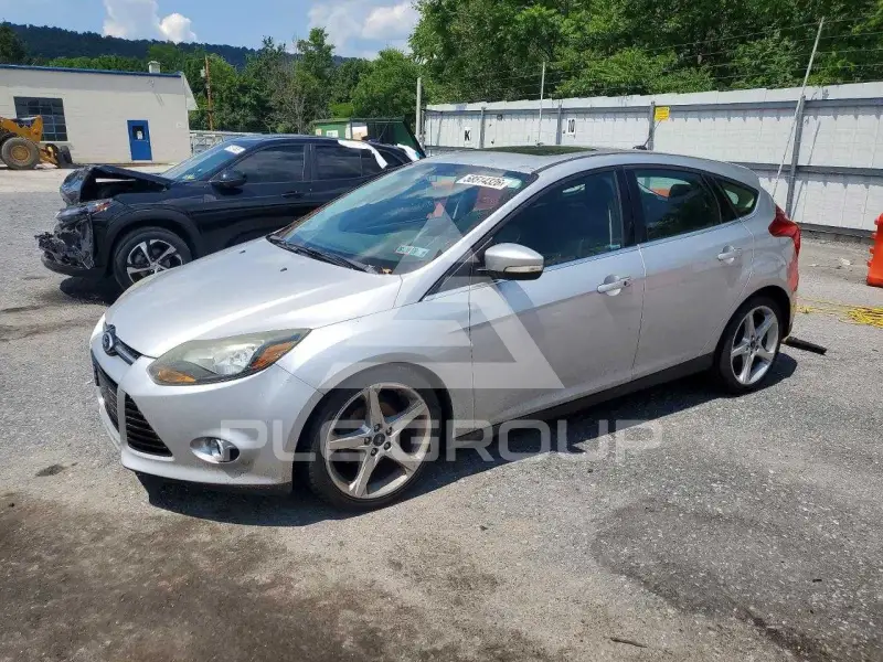 2013 Ford FOCUS photo