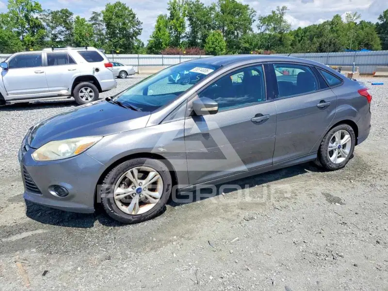 2013 Ford FOCUS фото