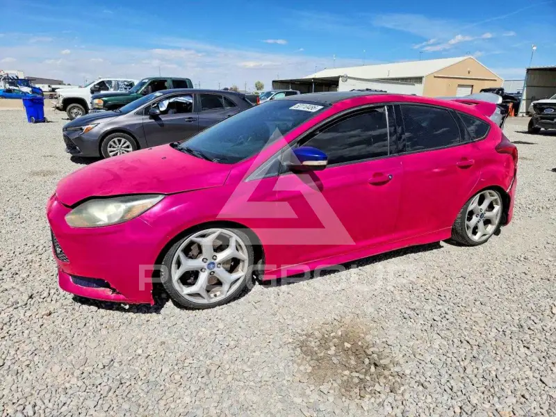 2013 Ford FOCUS photo