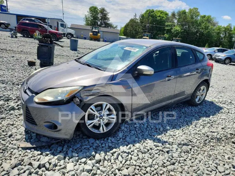 2013 Ford FOCUS фото