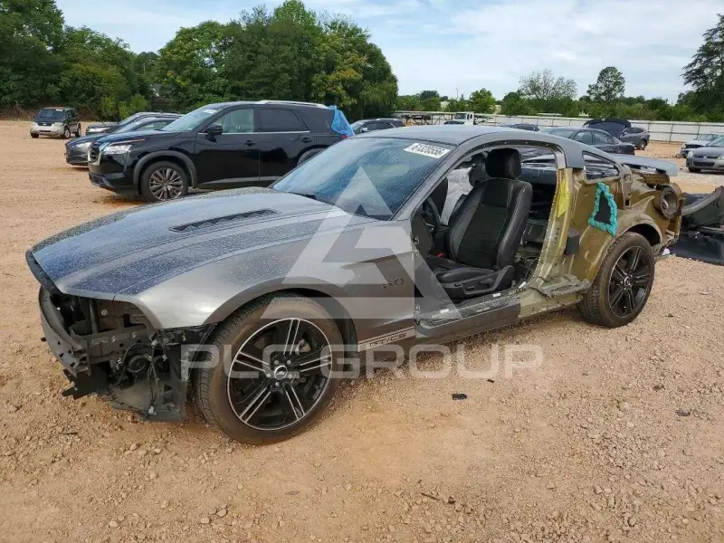 2013 Ford MUSTANG фото