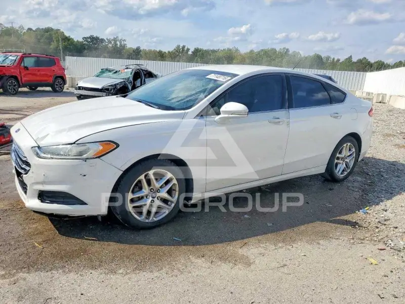2013 Ford FUSION фото