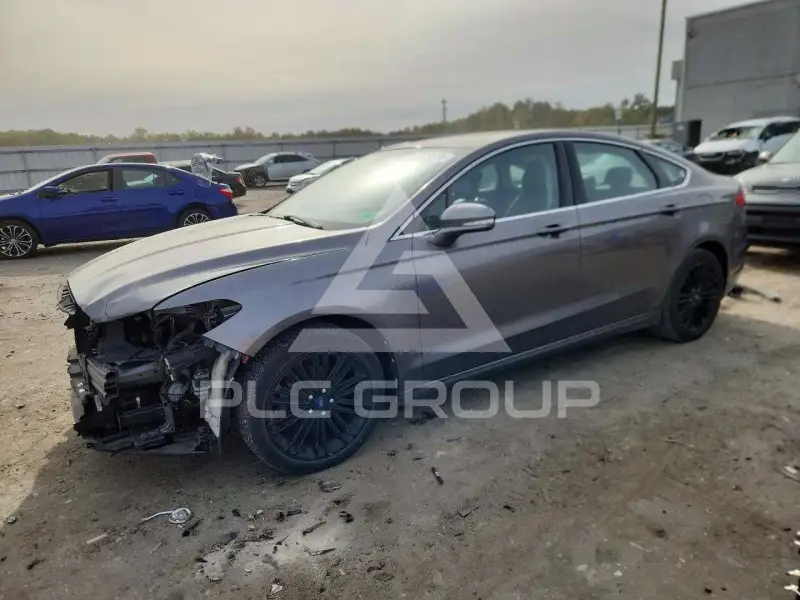 2013 Ford FUSION фото