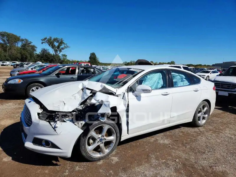 2013 Ford FUSION фото