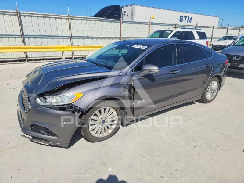 2013 Ford FUSION фото