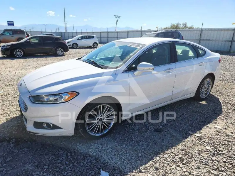 2013 Ford FUSION фото