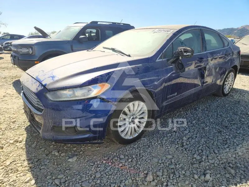 2013 Ford FUSION фото