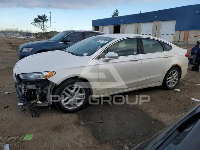 2013 Ford FUSION фото
