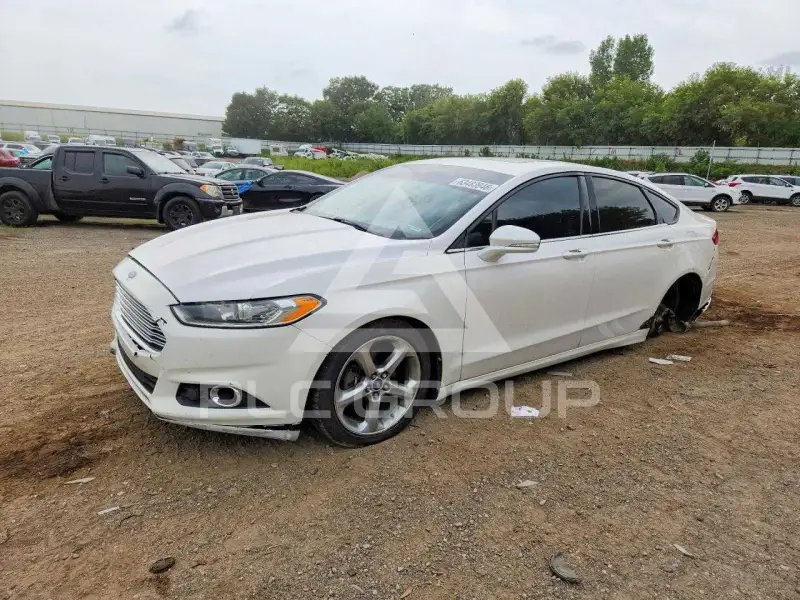 2013 Ford FUSION фото