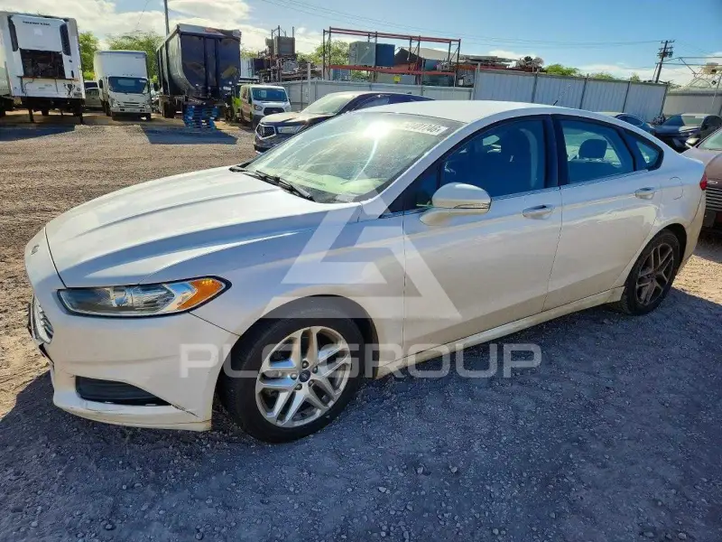 2013 Ford FUSION фото