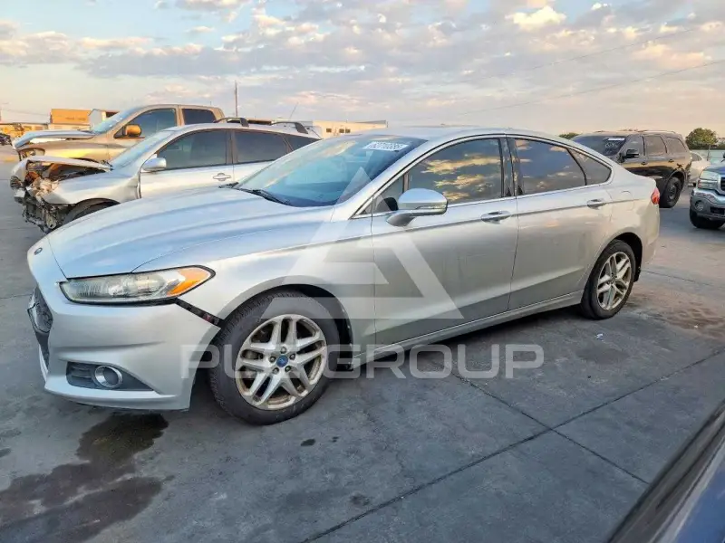 2013 Ford FUSION photo