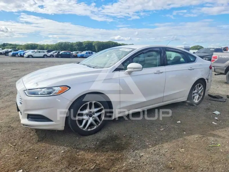 2013 Ford FUSION фото