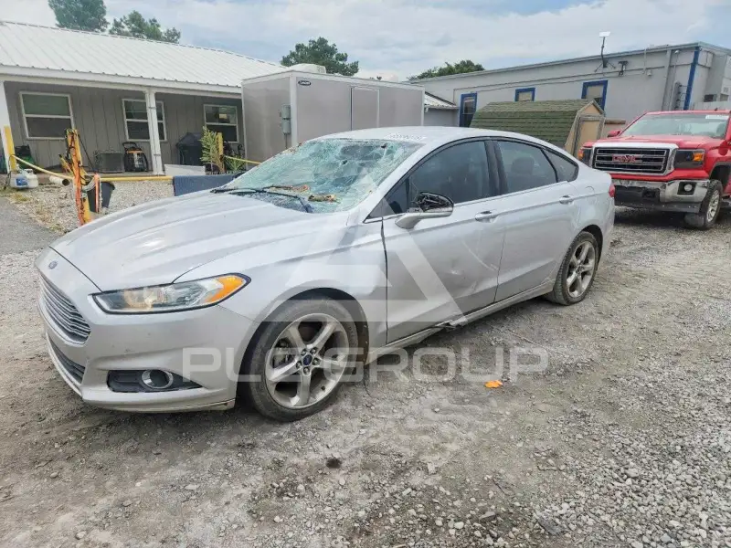2013 Ford FUSION photo