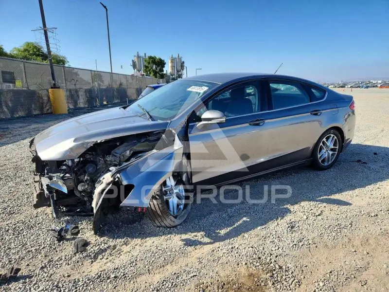 2013 Ford FUSION photo