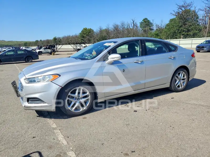 2013 Ford FUSION фото