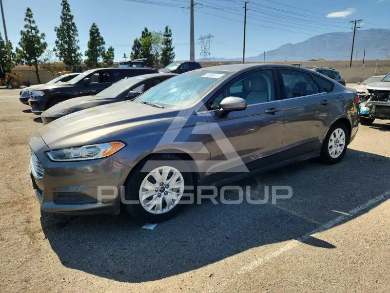 2013 Ford FUSION фото