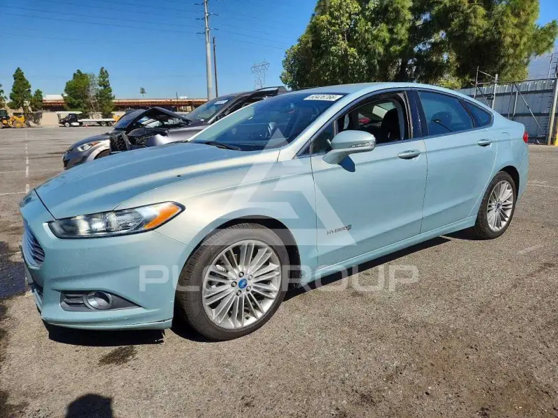 2013 Ford FUSION photo
