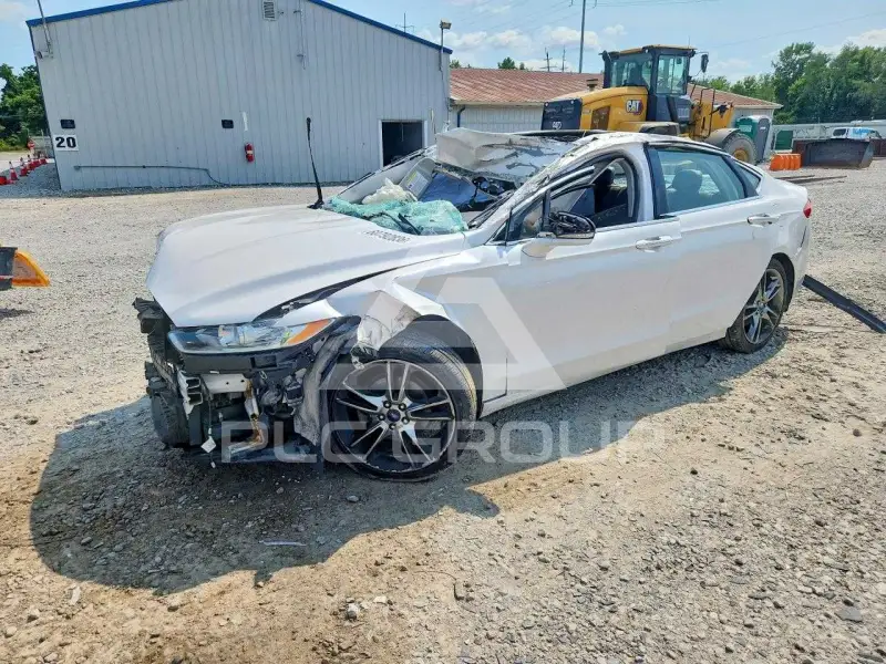 2013 Ford FUSION фото