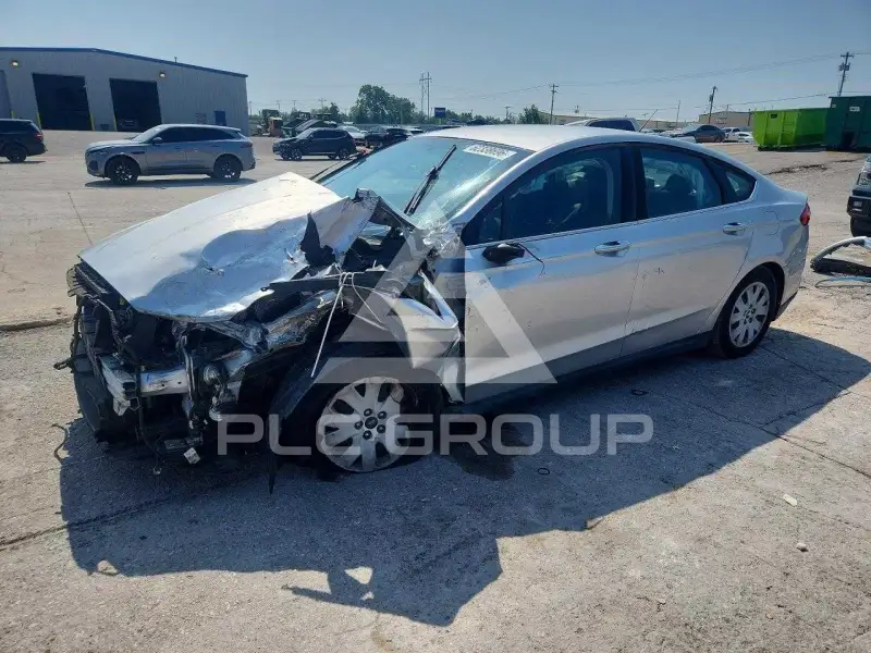 2013 Ford FUSION фото
