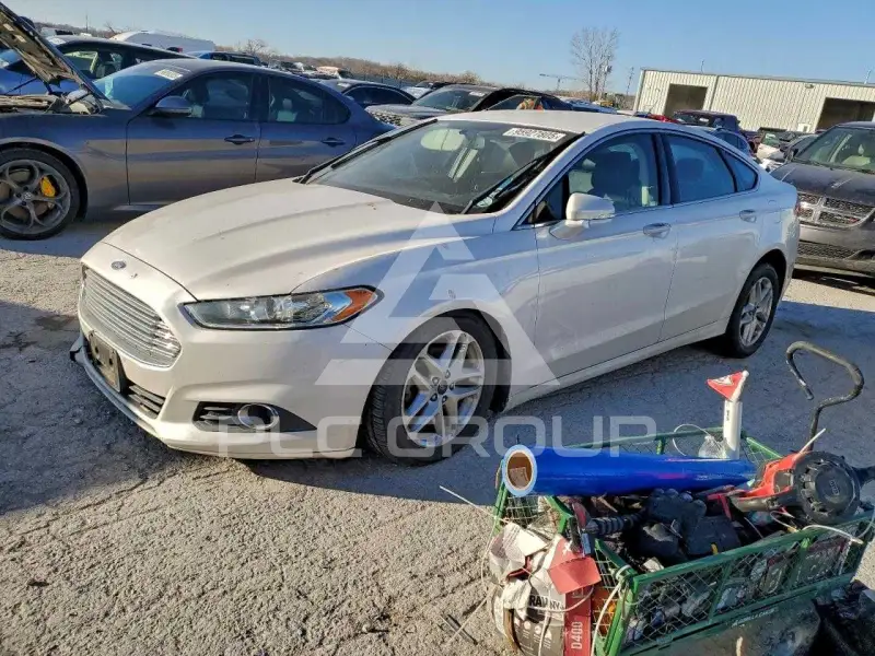 2013 Ford FUSION фото