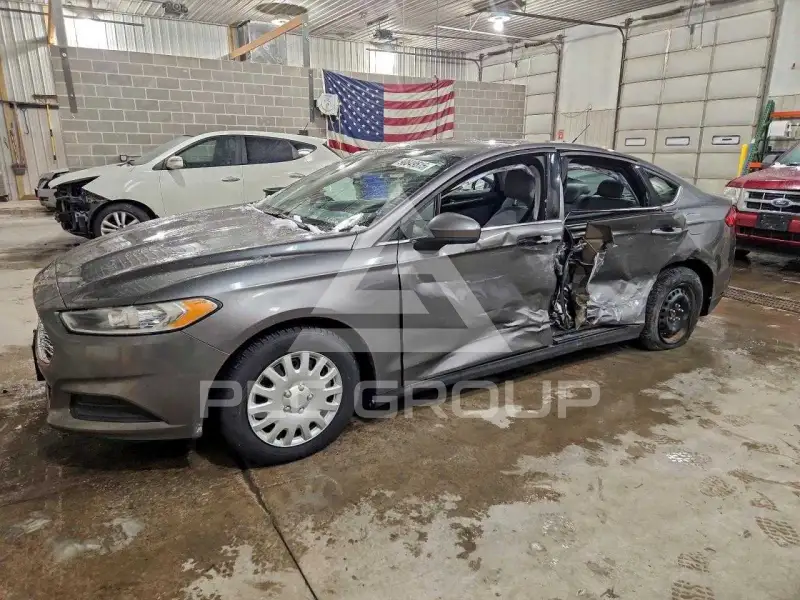 2013 Ford FUSION photo