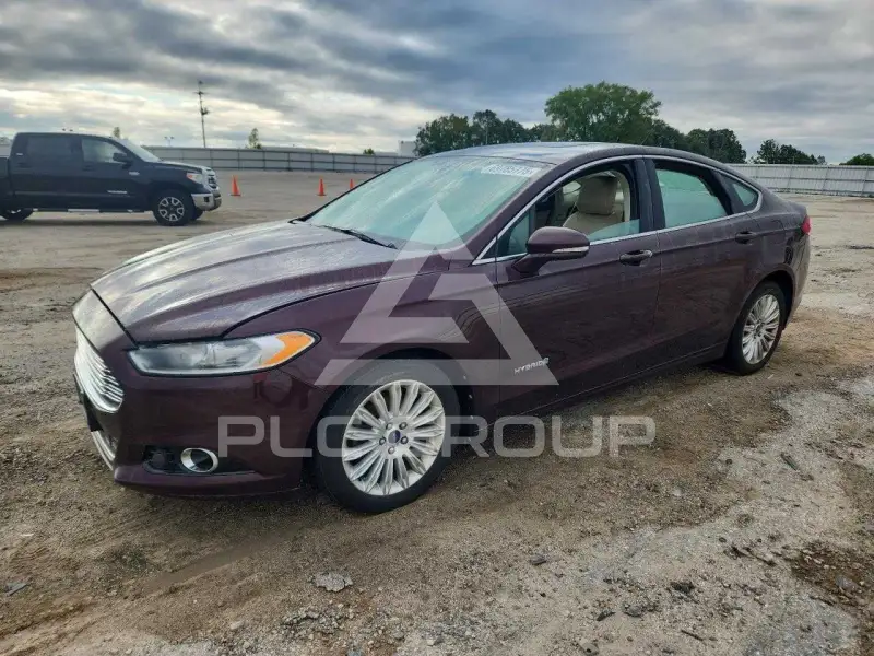 2013 Ford FUSION фото