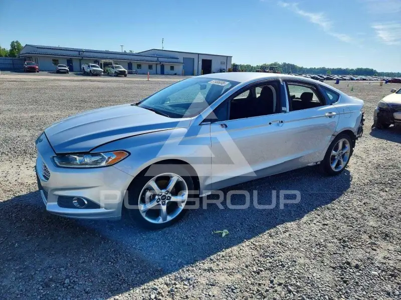 2013 Ford FUSION фото
