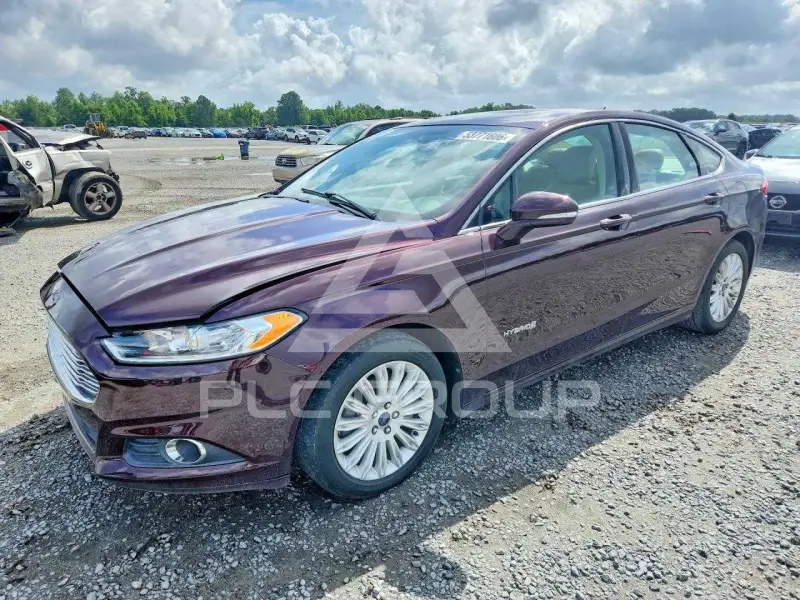 2013 Ford FUSION photo