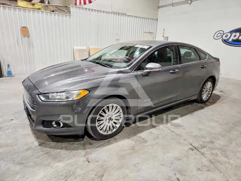 2013 Ford FUSION фото