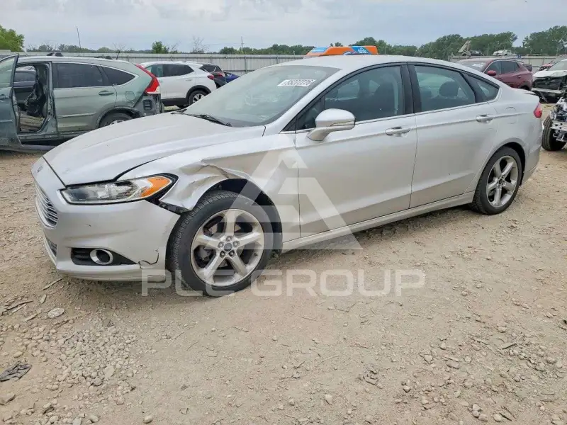 2013 Ford FUSION фото