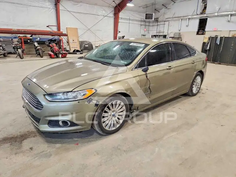 2013 Ford FUSION фото