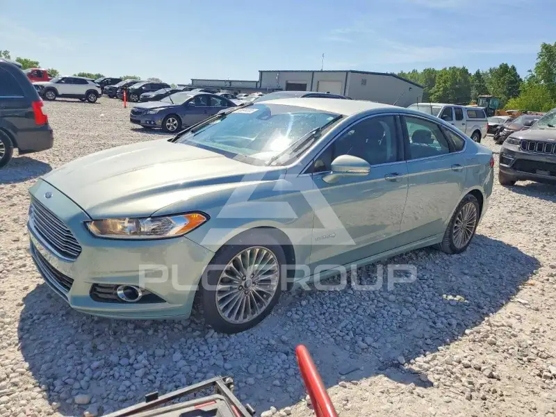 2013 Ford FUSION фото