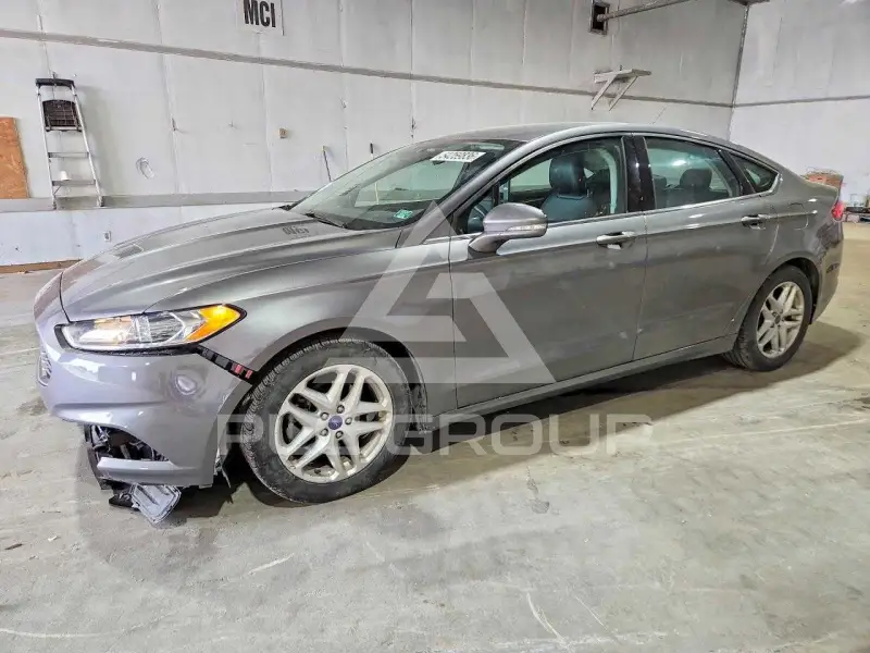 2013 Ford FUSION фото
