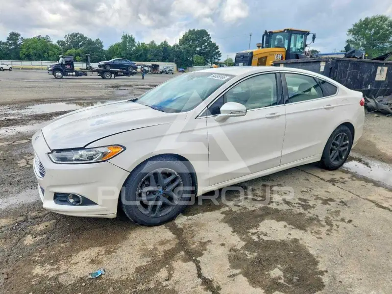 2013 Ford FUSION фото