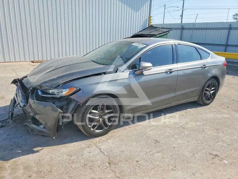 2013 Ford FUSION фото