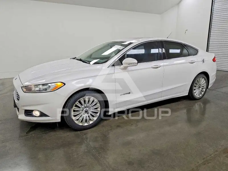 2013 Ford FUSION photo