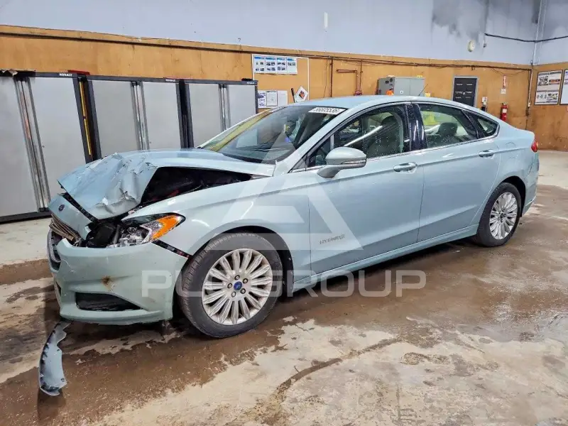 2013 Ford FUSION фото