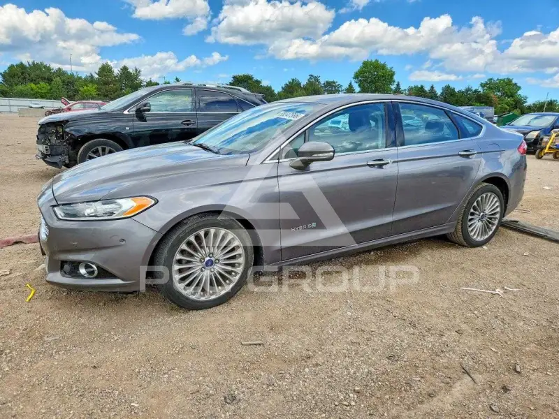 2013 Ford FUSION photo