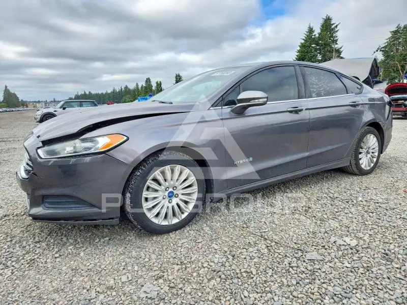 2013 Ford FUSION фото