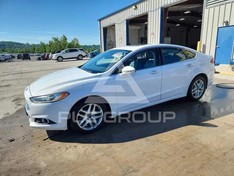 2013 Ford FUSION фото