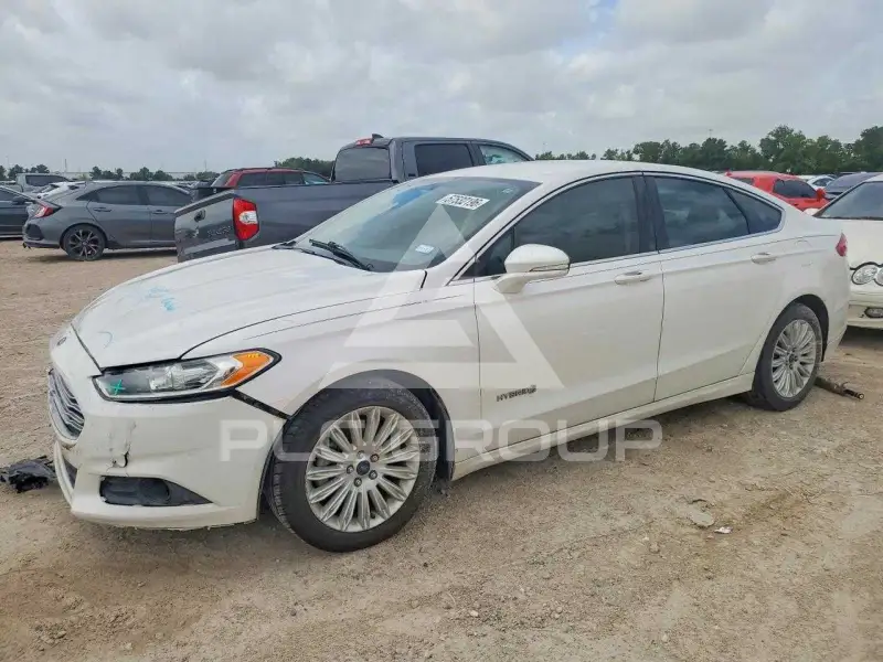 2013 Ford FUSION фото