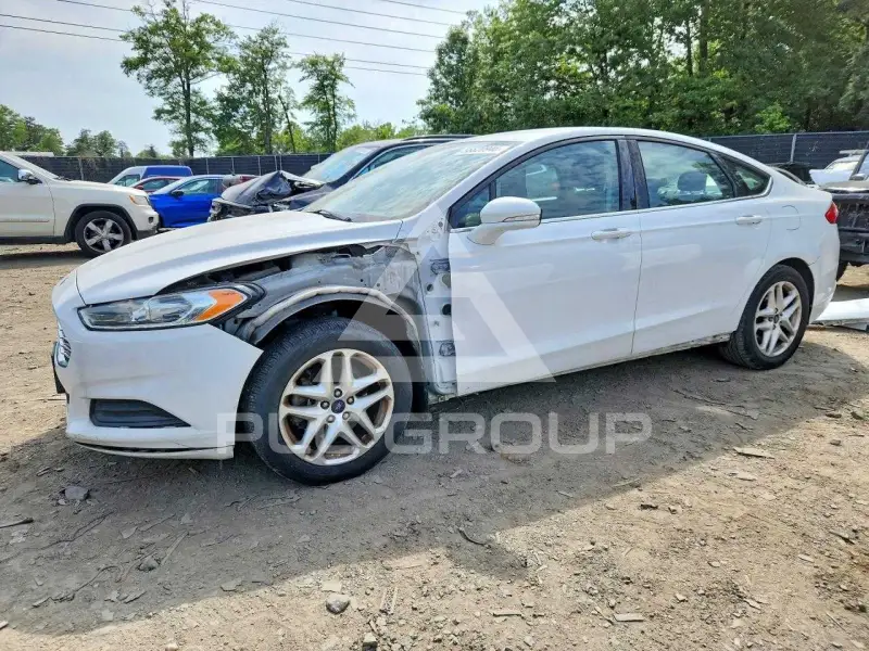 2013 Ford FUSION photo