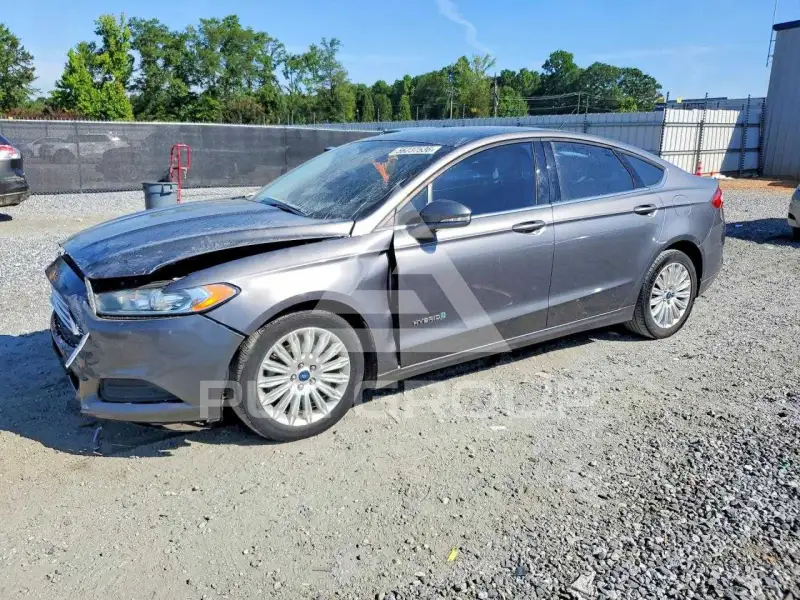 2013 Ford FUSION фото