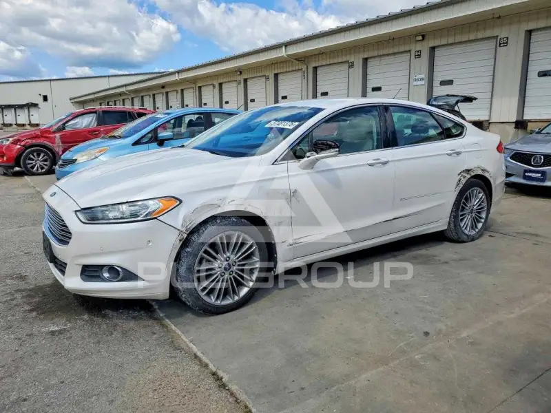 2013 Ford FUSION фото