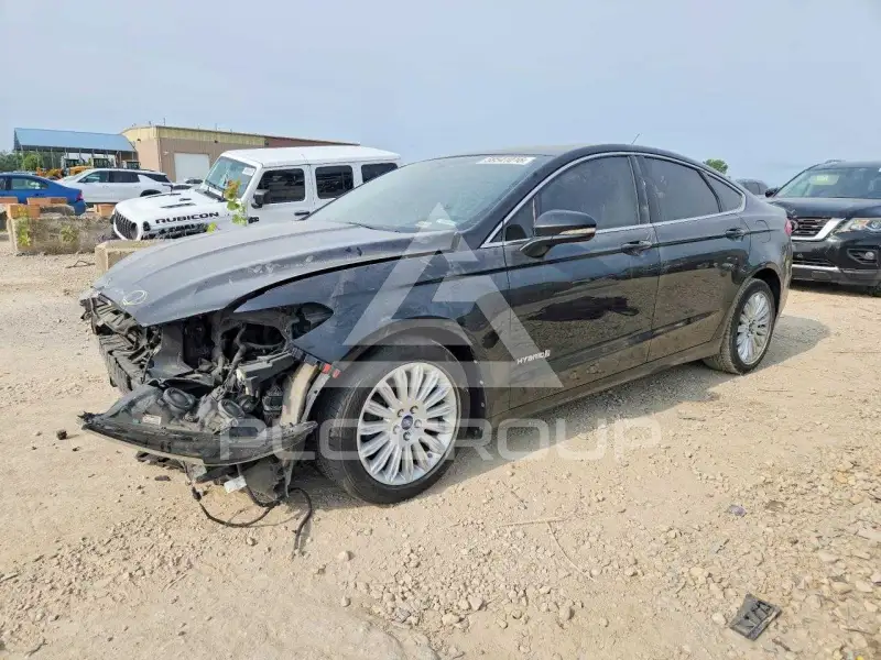 2013 Ford FUSION фото