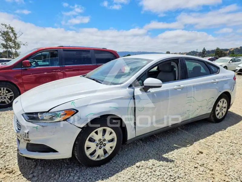 2013 Ford FUSION photo