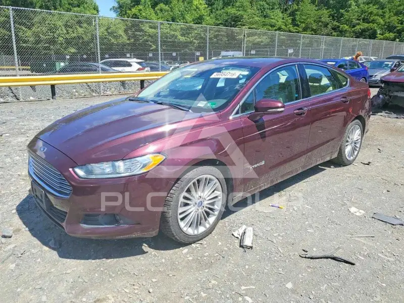 2013 Ford FUSION фото