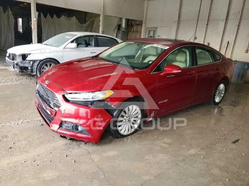 2013 Ford FUSION фото